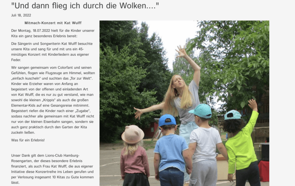 Kat Wulff singt für die ev. Kita Apfelgarten in Winsen