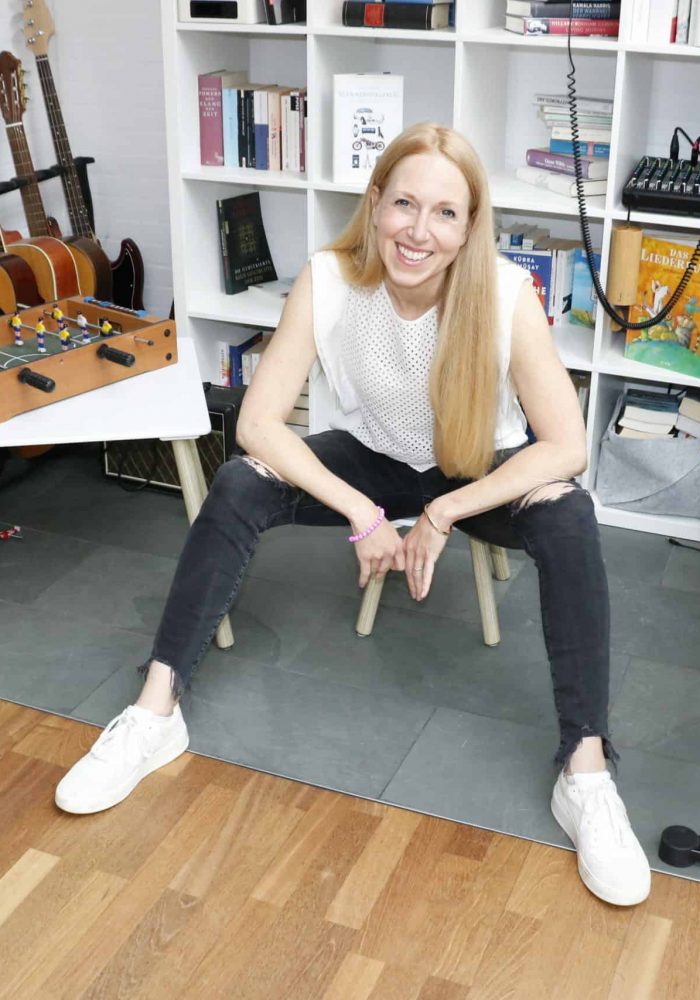 Kat Wulff von Kat & Kids - Kinderliedermacherin und professionelle Sängerin